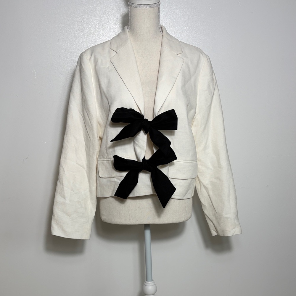 Zara Linen Elegant Cream Blazer with Black Bow Accents XL